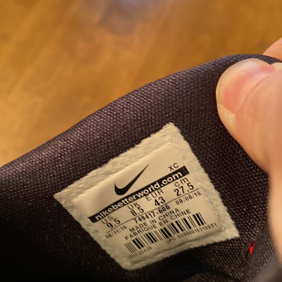 EUC Lebrun James sneakers. With the box! - Picture 7 of 9